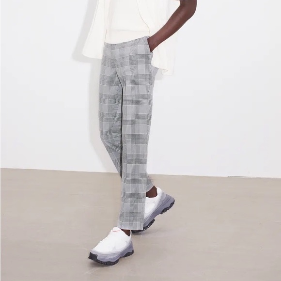 H&M grey plaid jogger pants - Picture 2 of 14